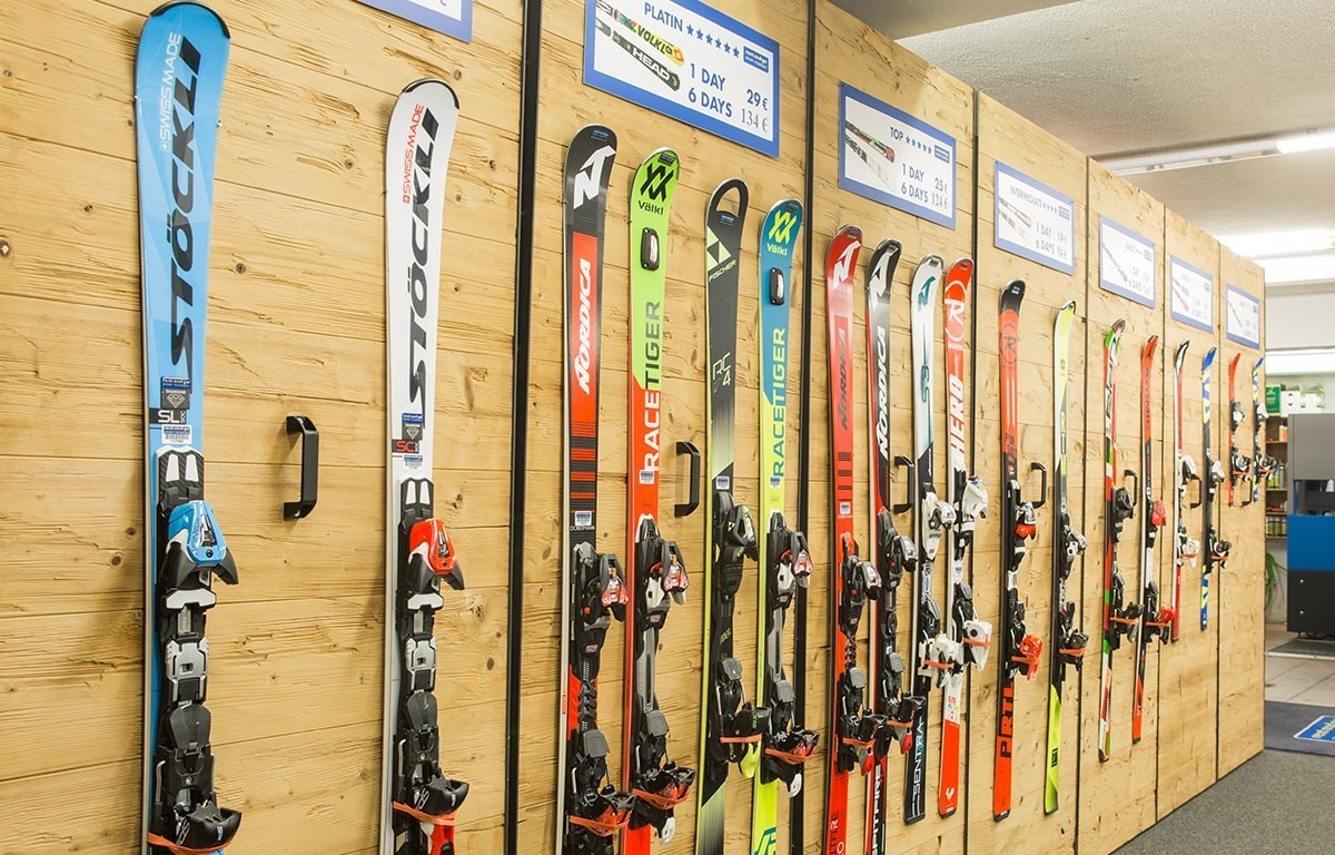 Rental shop, Ski Rental, Equipment hire, Base of the slopes Ski
